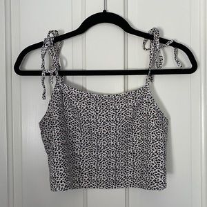 Lottie Moss cheetah crop top!